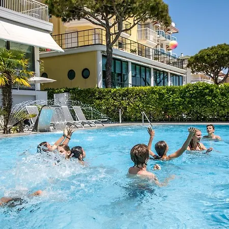 Hotel Sayonara 4*